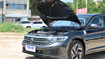 VW Sagitar Beyond 200TSI DSG